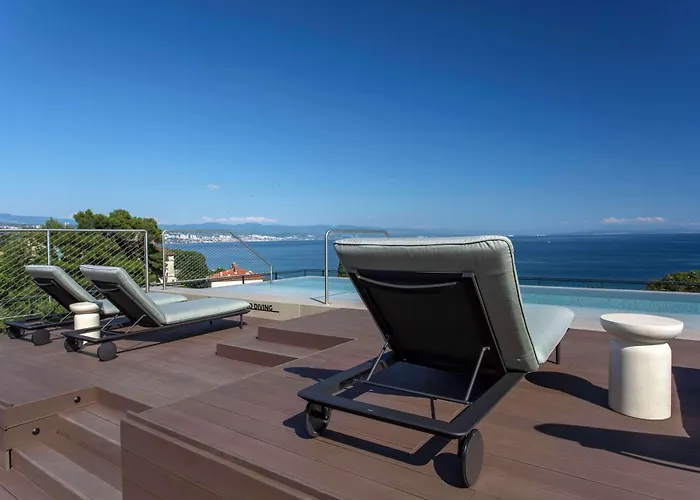 ホテル Keight Opatija, Curio Collection By Hilton 5*