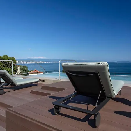 호텔 Keight Opatija, Curio Collection By Hilton 5*