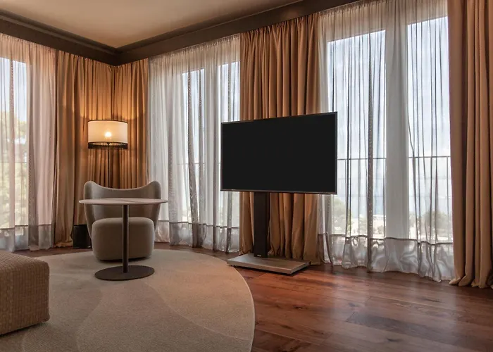 Ξενοδοχείο Keight Opatija, Curio Collection By Hilton 5*