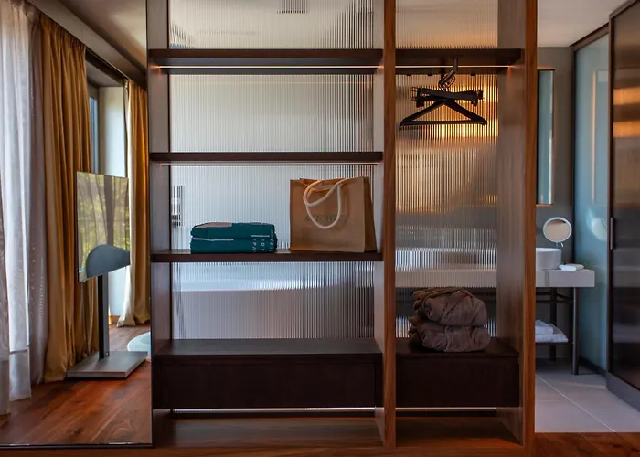 Keight Opatija, Curio Collection By Hilton Ξενοδοχείο 5*