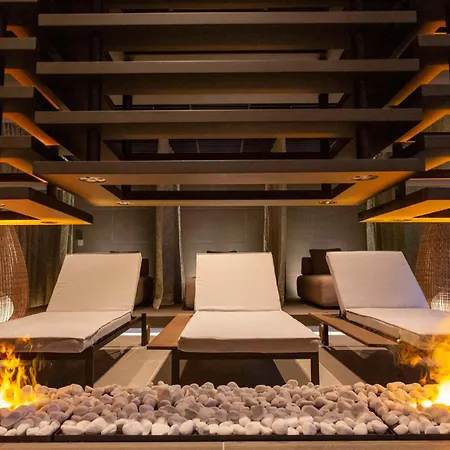 מלון Keight Opatija, Curio Collection By Hilton 5*